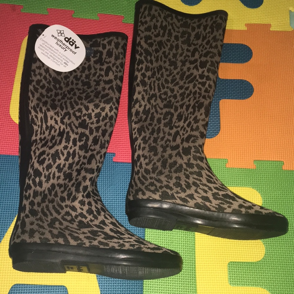 🆕Däv weatherproof luxury boots